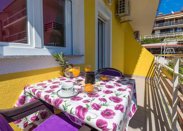 In 5289 Crikvenica